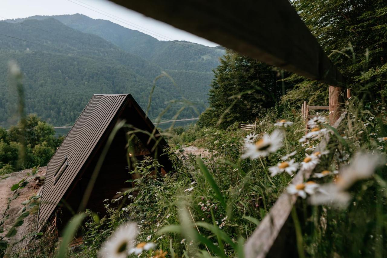 Wild Cabin Малая Экстерьер фото