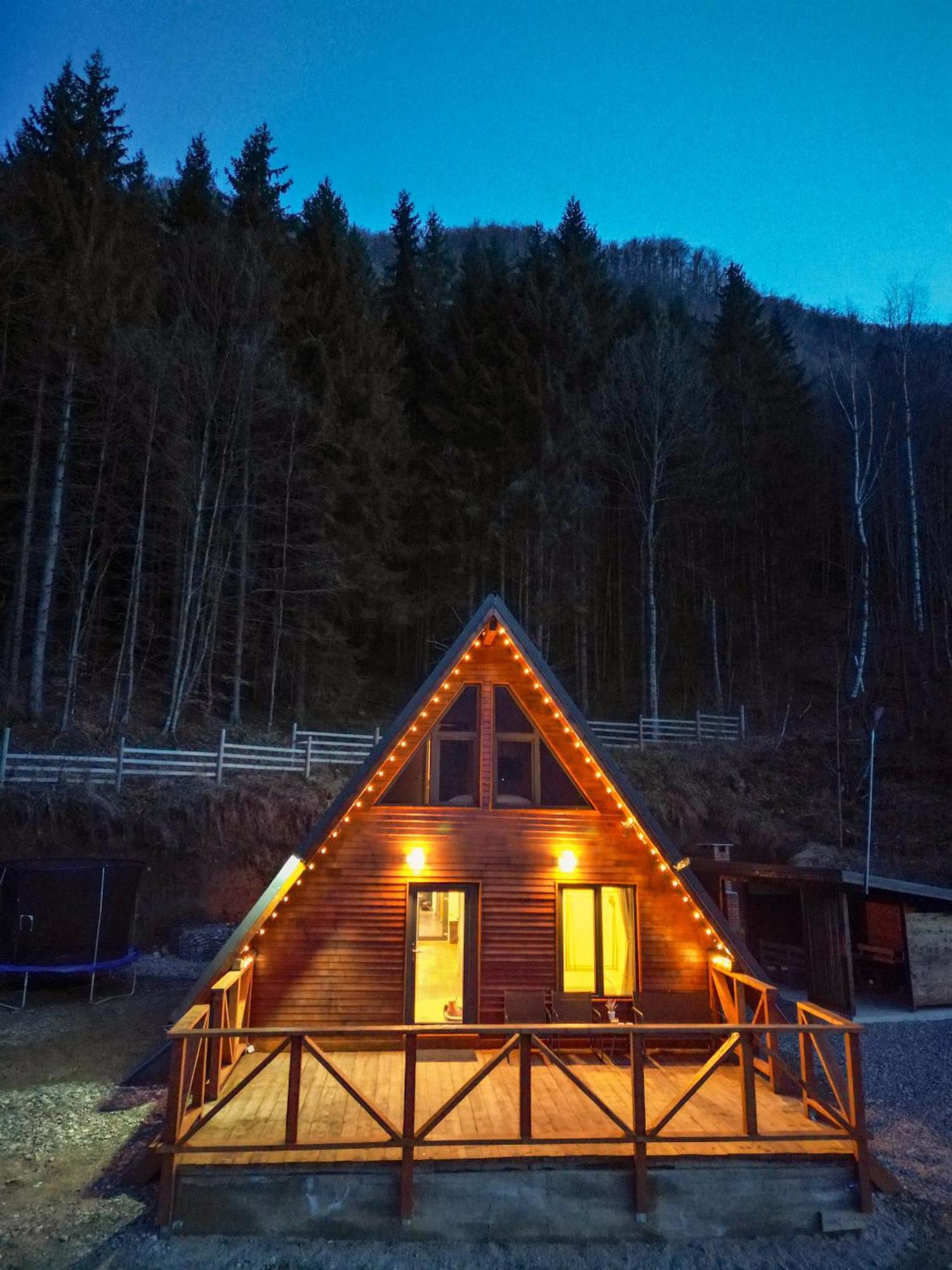 Wild Cabin Малая Экстерьер фото